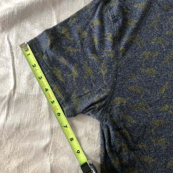 Creative Destruction Short Sleeve T-Shirt Men’s size L Blue W/Yellow Kangaroos - Picture 8 of 13